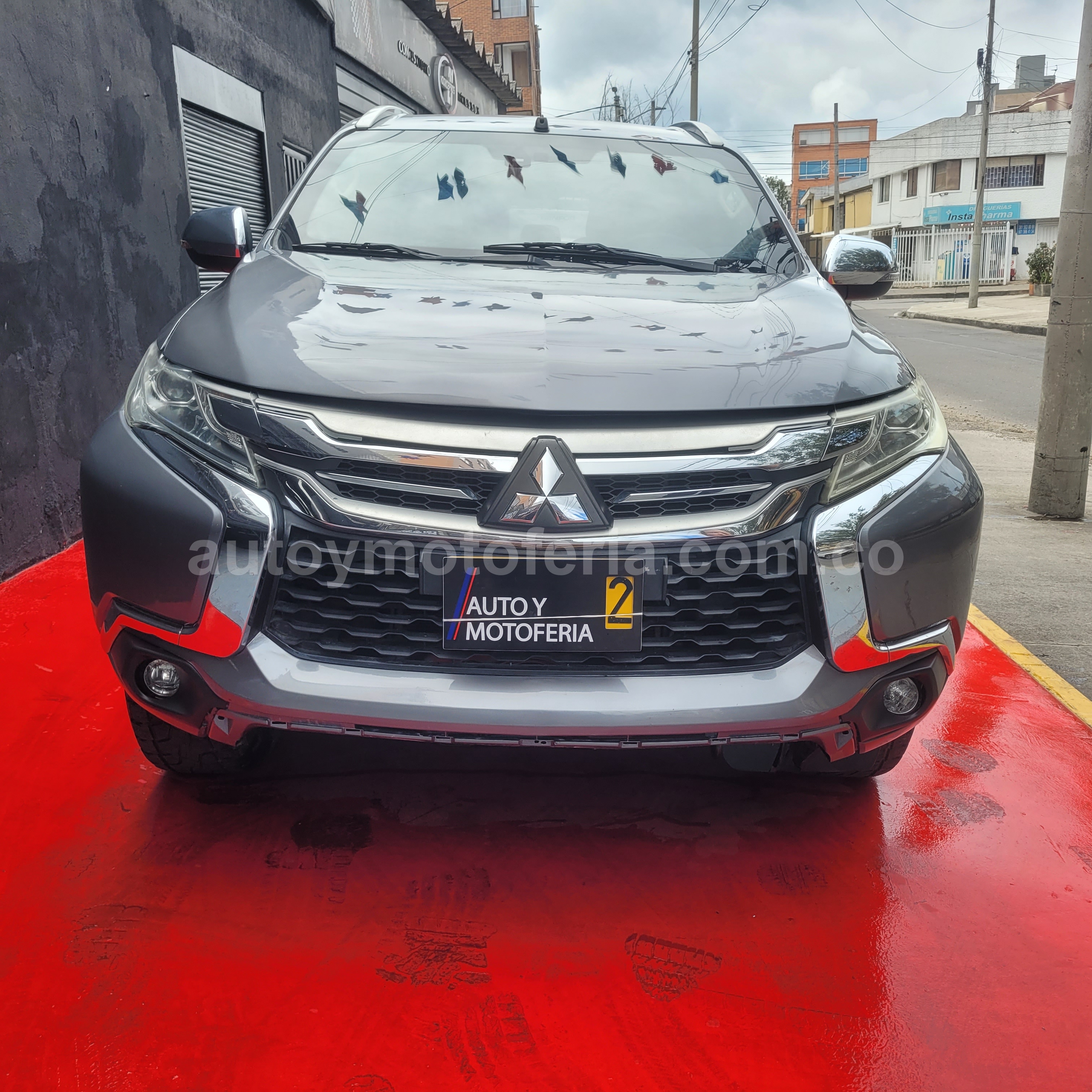 MITSUBISHI MONTERO SPORT 3,0 4WD 2019 en Bogotá D.C. — foto 10