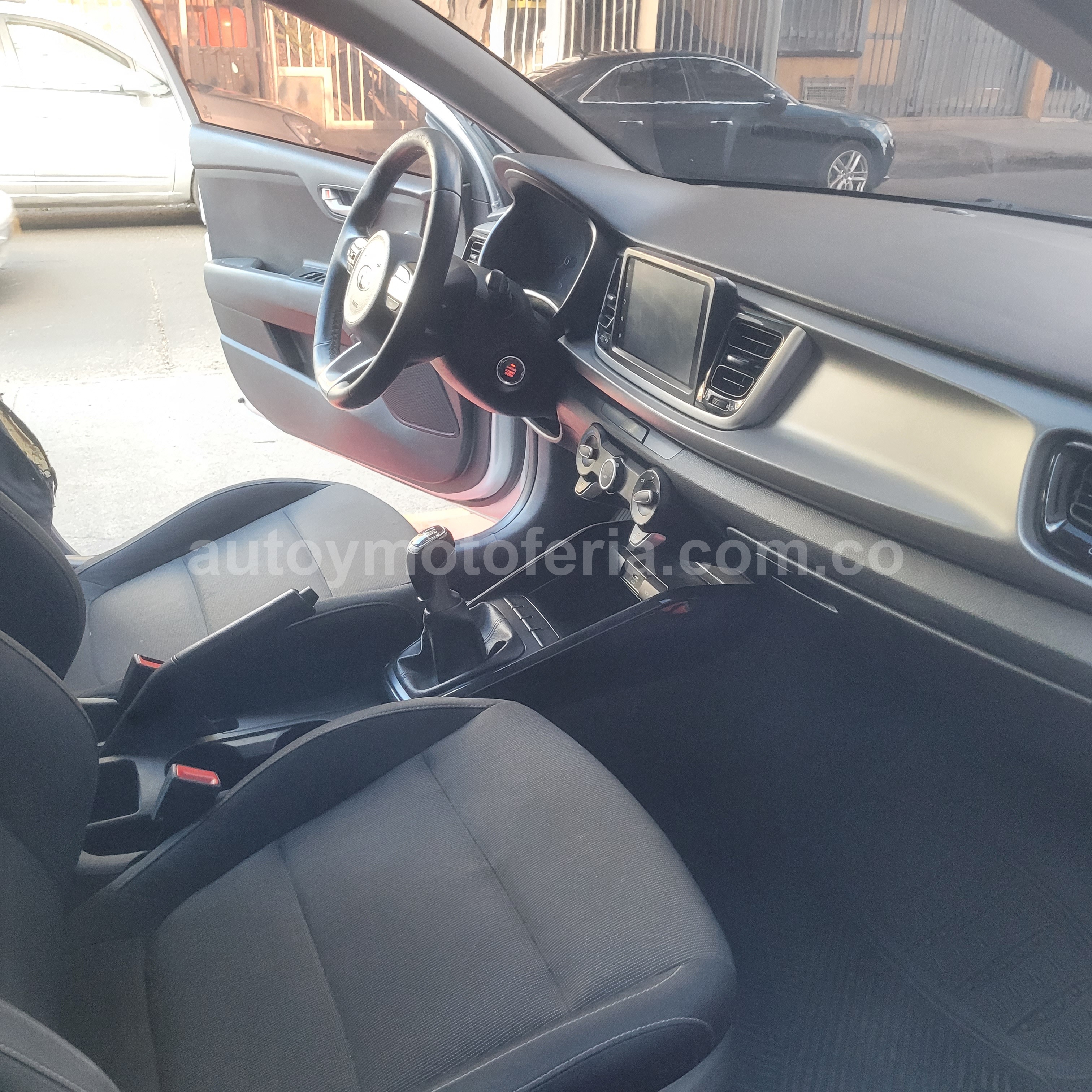 KIA RIO 2022 en Bogotá D.C. — foto 4