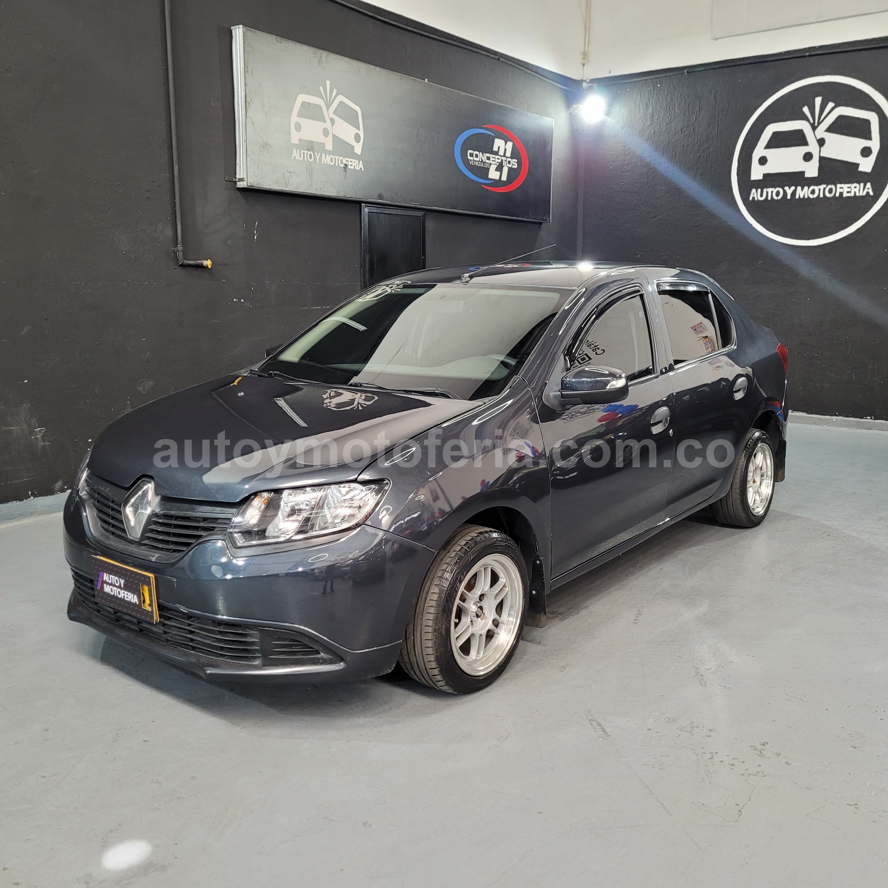 RENAULT LOGAN 2019 en Bogotá D.C.