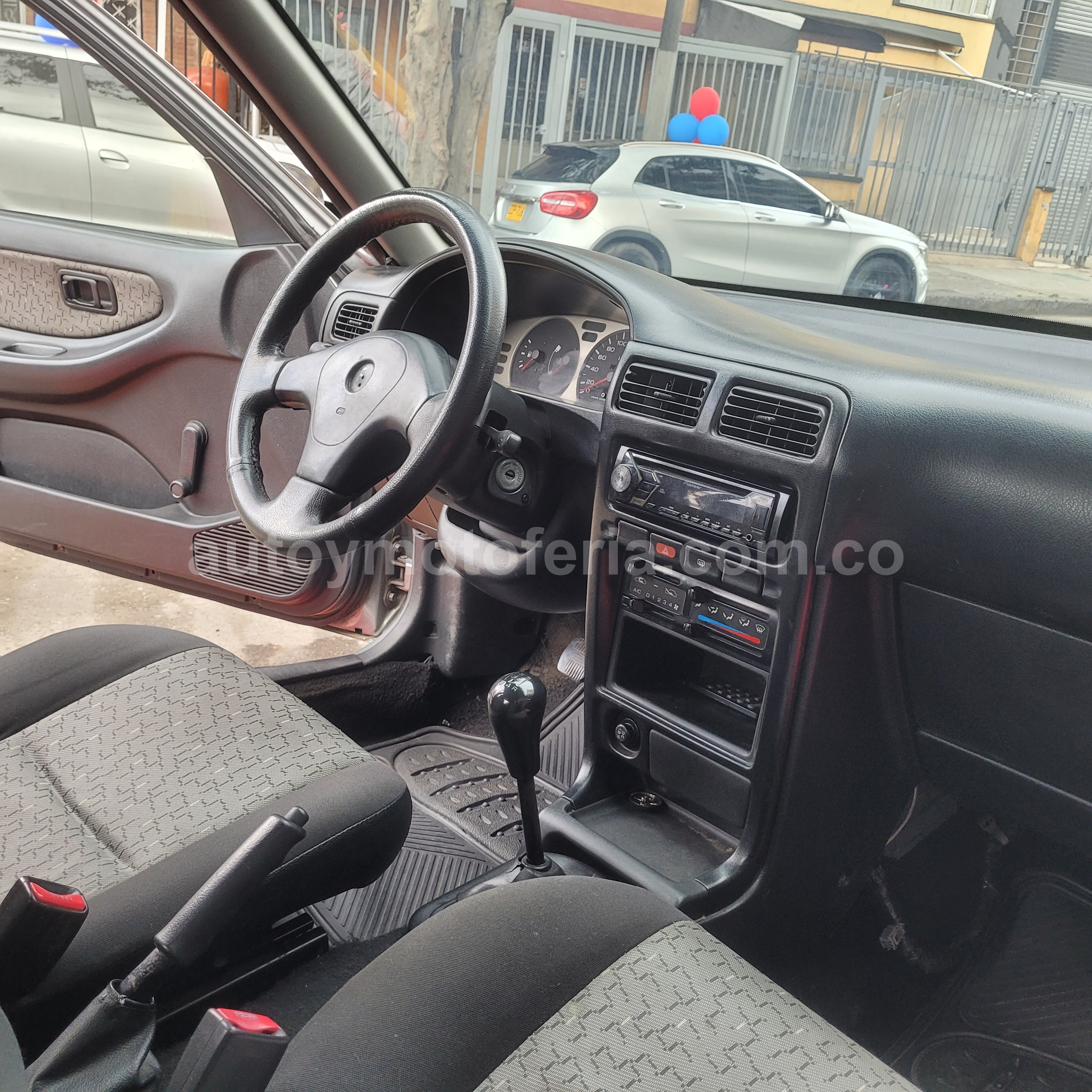 NISSAN SENTRA B13 2012 en Bogotá D.C. — foto 7