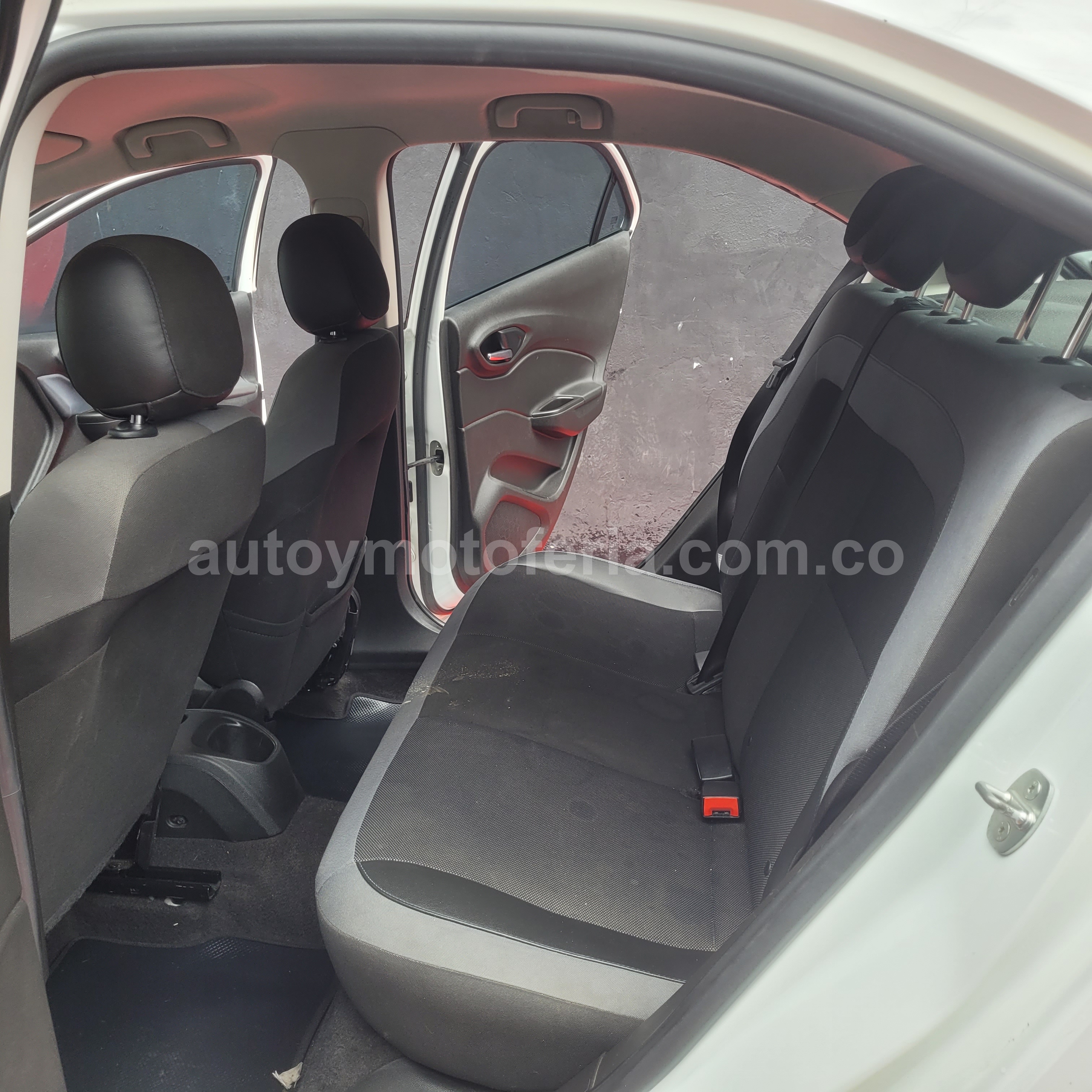 CHEVROLET ONIX 2019 en Bogotá D.C. — foto 8