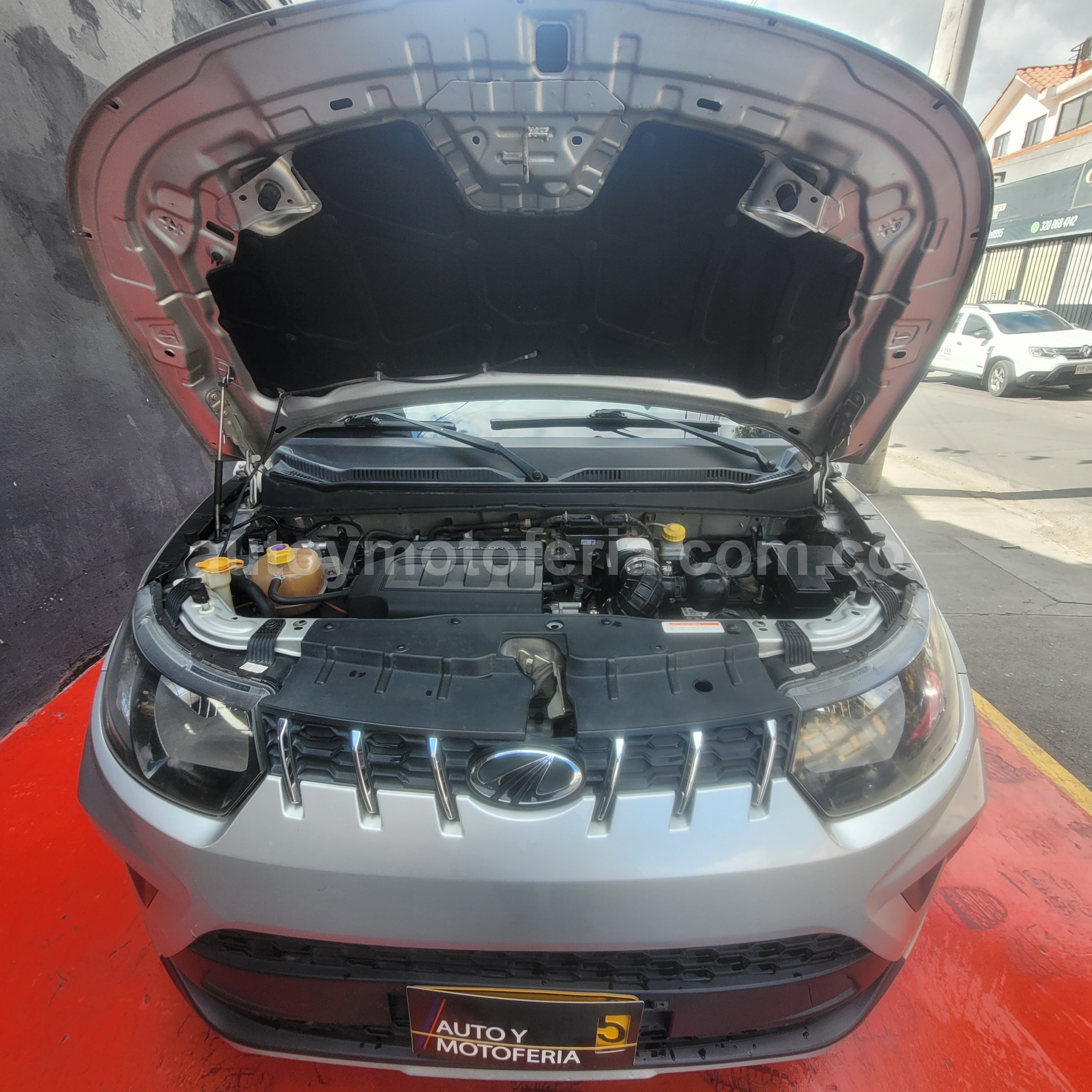 MAHINDRA KUV 100 2019 en Bogotá D.C. — foto 13