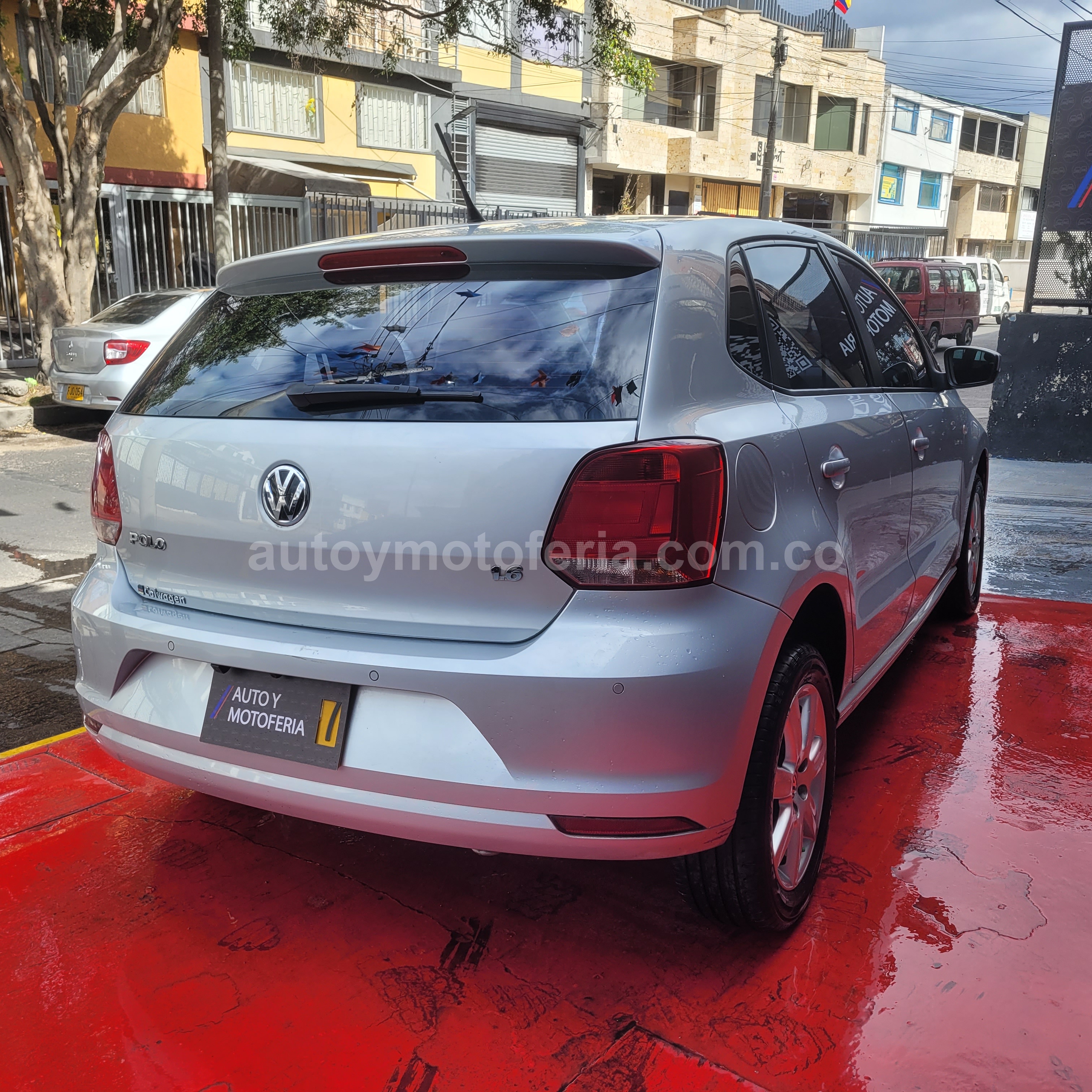 VOLKSWAGEN POLO 2015 en Bogotá D.C. — foto 4