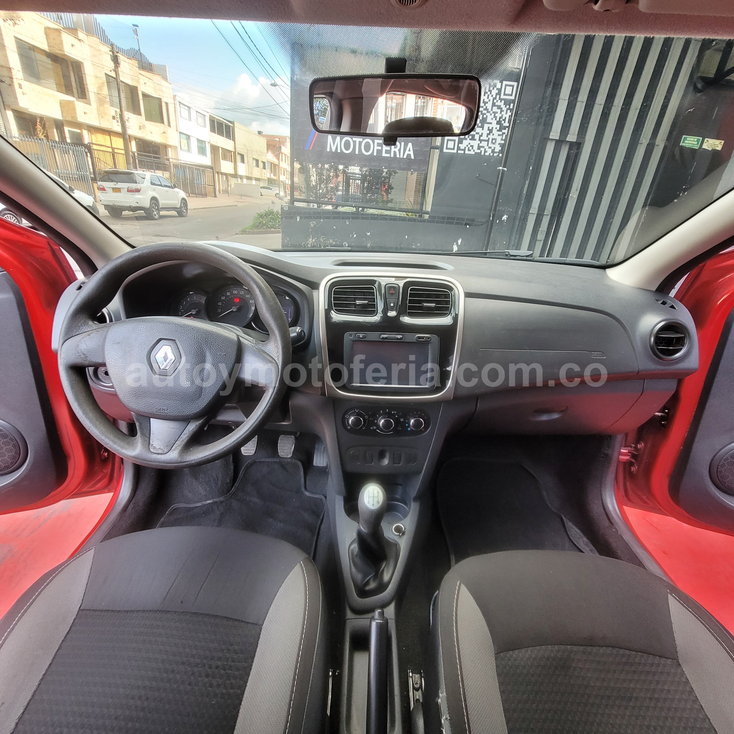 RENAULT SANDERO EXPRESSION 2017 en Bogotá D.C. — foto 10