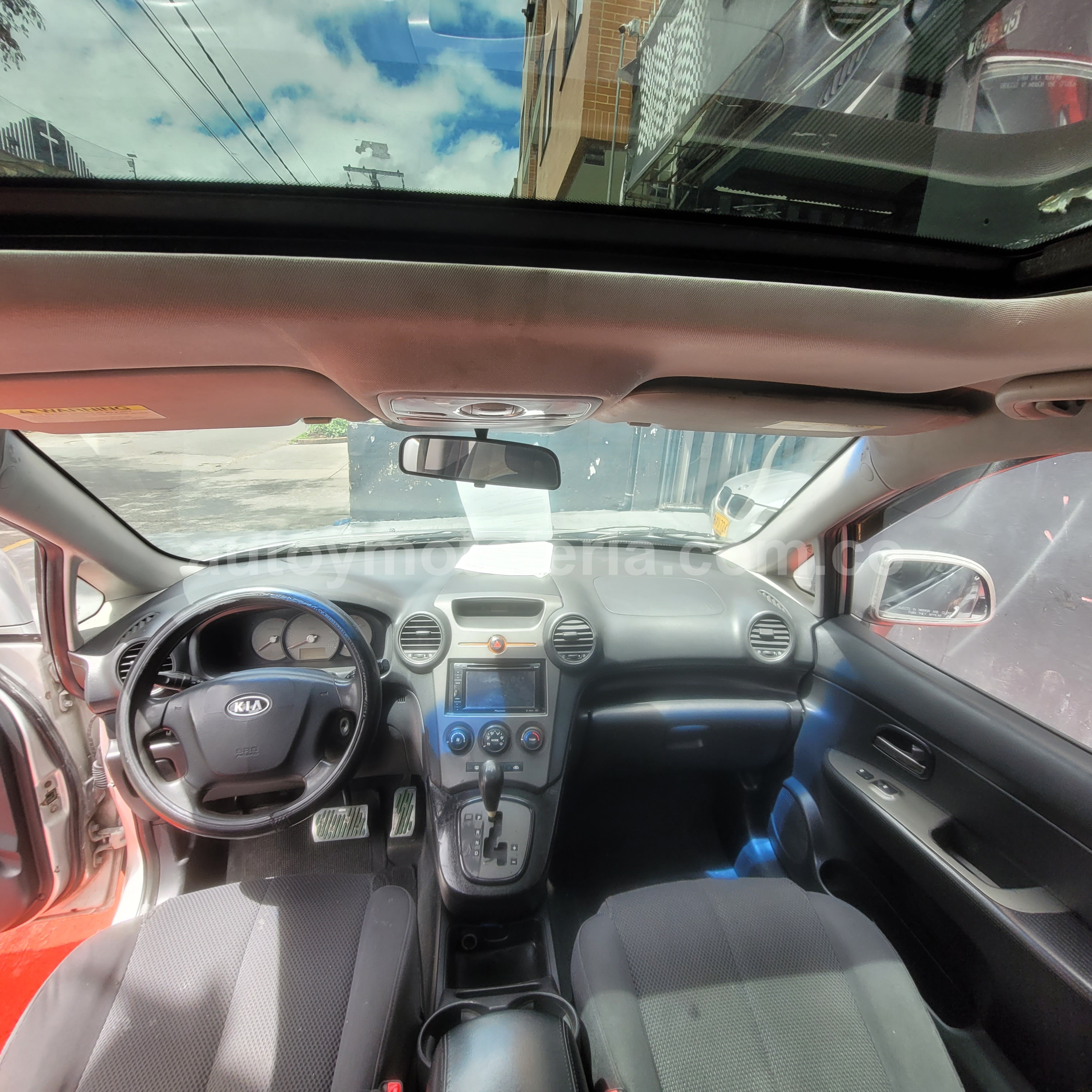 KIA CARENS LX 2007 en Bogotá D.C. — foto 9