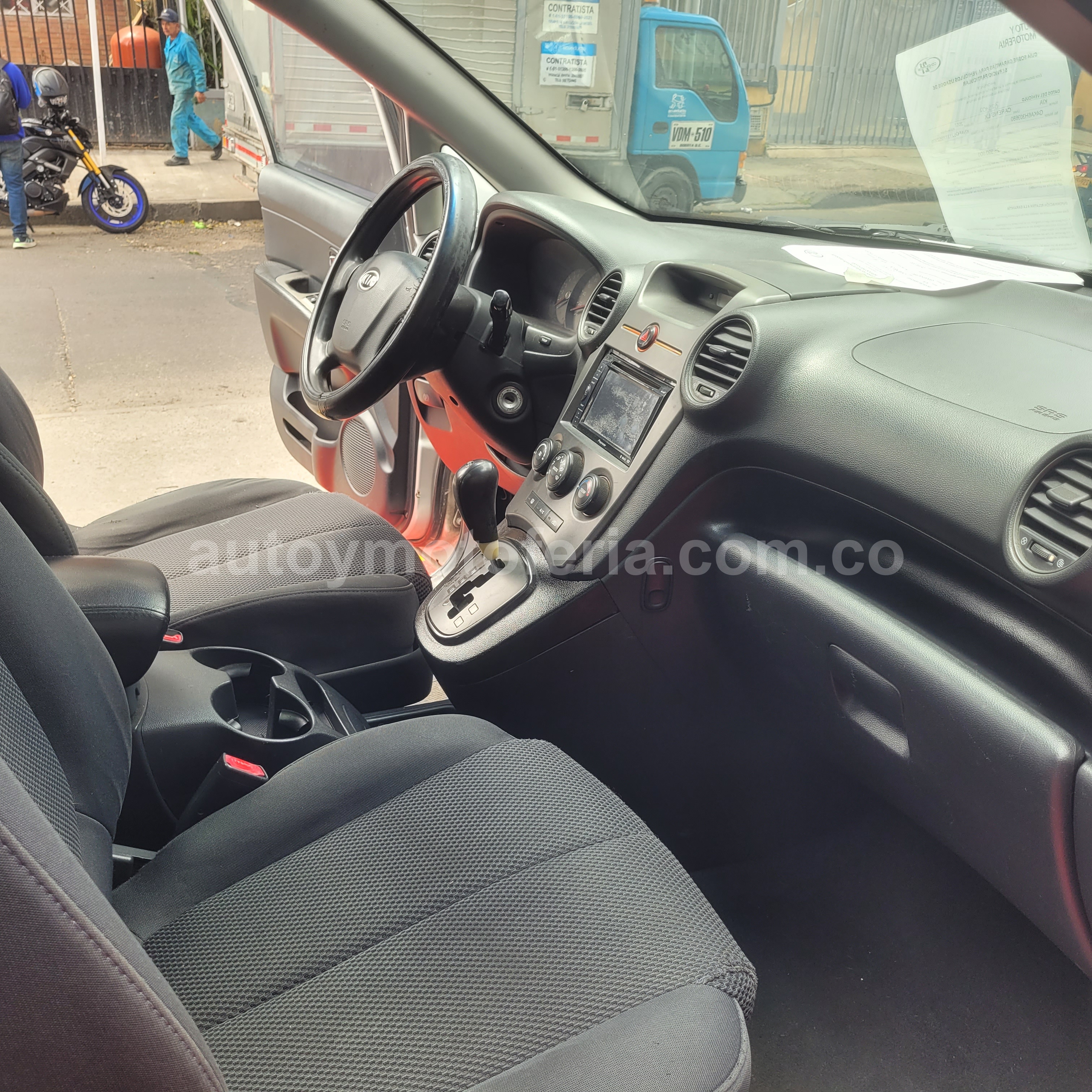 KIA CARENS LX 2007 en Bogotá D.C. — foto 11