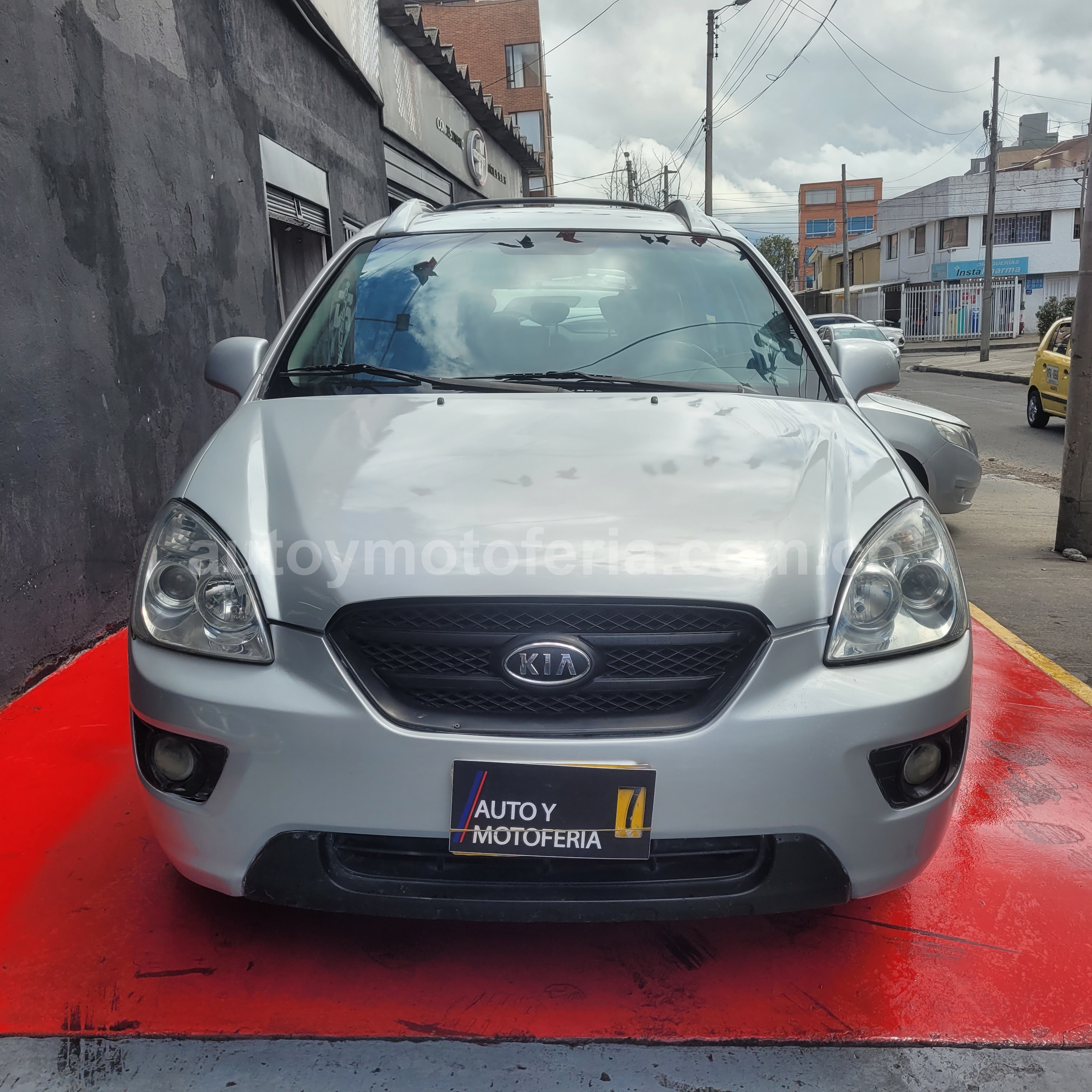 KIA CARENS LX 2007 en Bogotá D.C. — foto 12